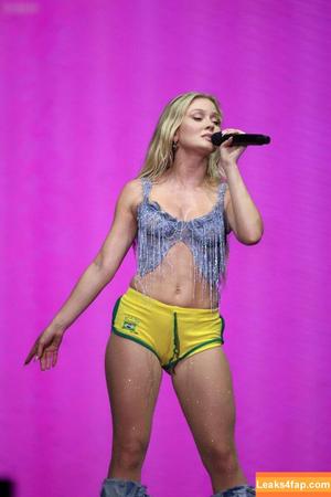 Zara Larsson photo #1004