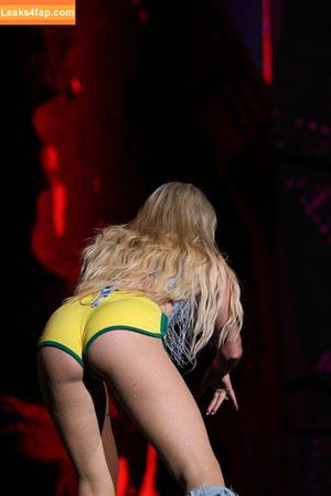 Zara Larsson photo #1016