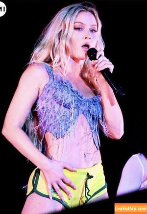Zara Larsson photo #1038