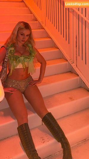 Zara Larsson photo #1085