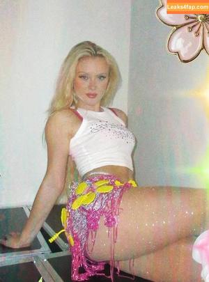 Zara Larsson photo #1395