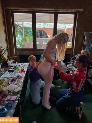 Zara Larsson photo #1403
