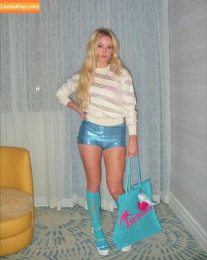 Zara Larsson фото #1422