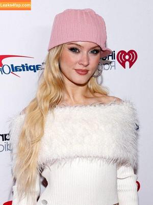 Zara Larsson photo #1511