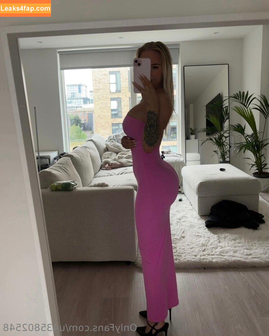 zarayoung / zarayoungx leaked photo photo #0057