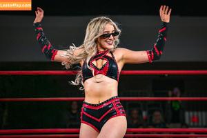 Zayda Steel photo #0015