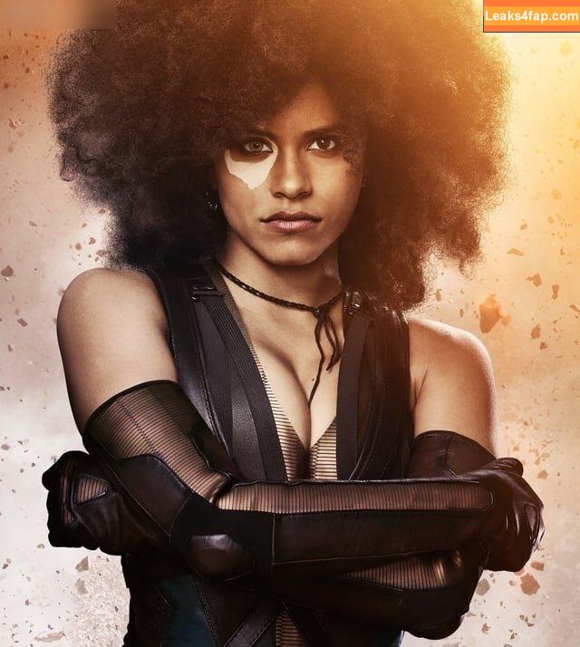 Zazie Beetz / zaziebeetz leaked photo photo #0020