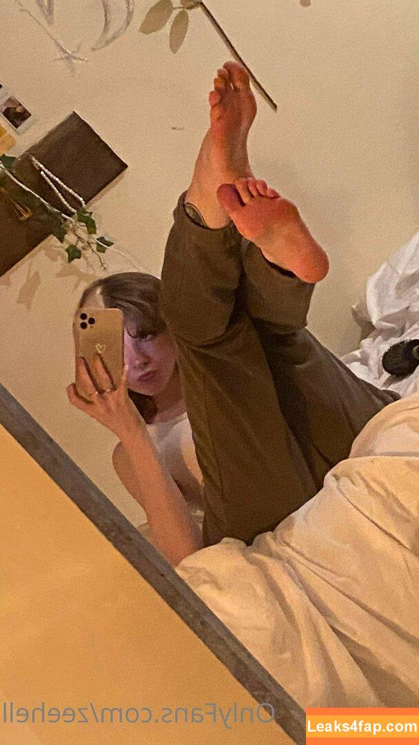 zeehell /  leaked photo photo #0004