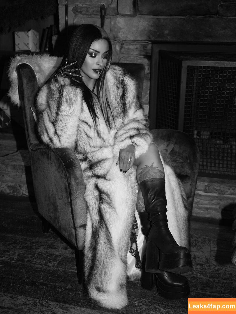 Zelina Vega /  / Thea Trinidad / zelinavegawwe слитое фото фото #1186