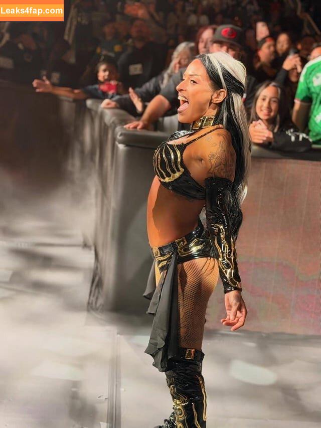 Zelina Vega /  / Thea Trinidad / https: / zelinavegawwe leaked photo photo #1206