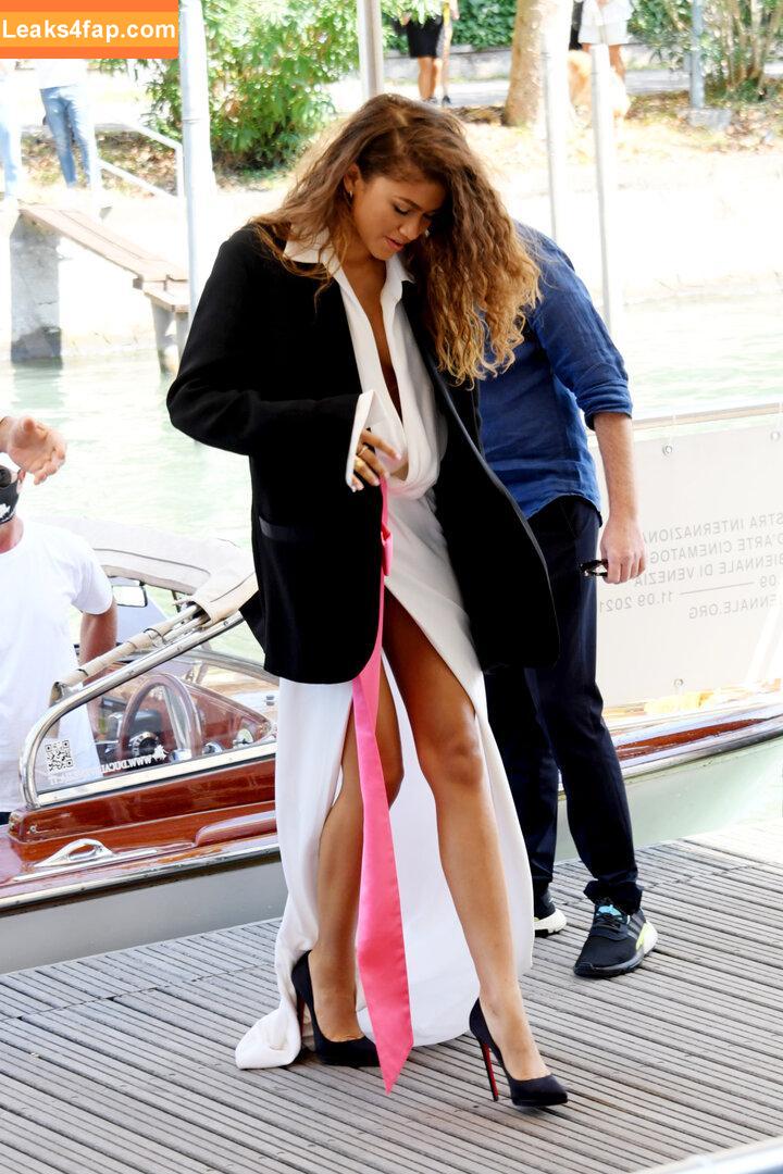 Zendaya / zayarose11 слитое фото фото #0069