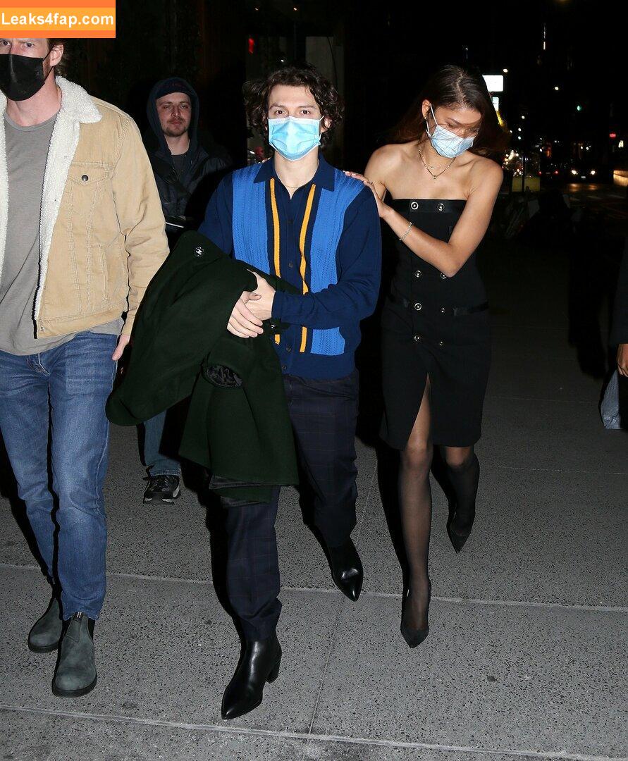 Zendaya / zayarose11 слитое фото фото #0089