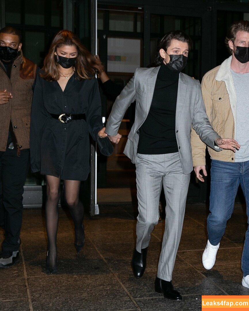 Zendaya / zayarose11 слитое фото фото #0090