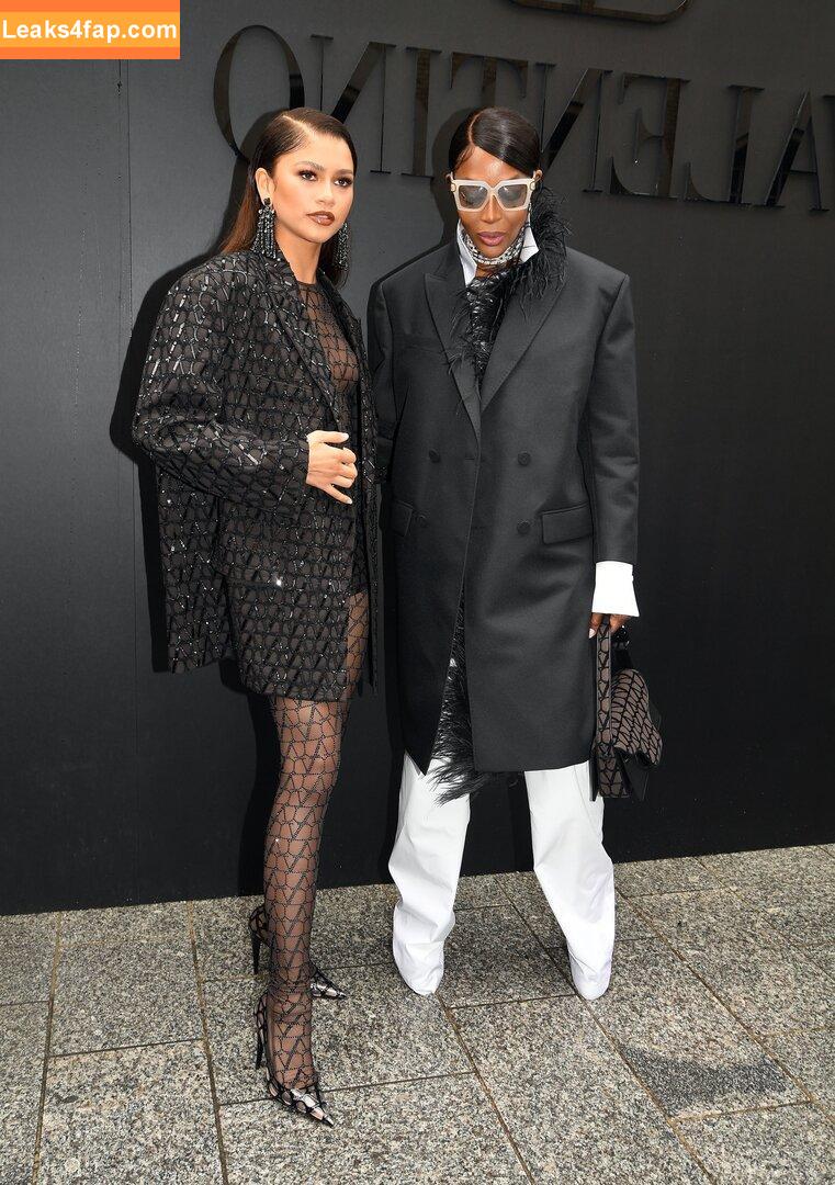 Zendaya / zayarose11 слитое фото фото #0114