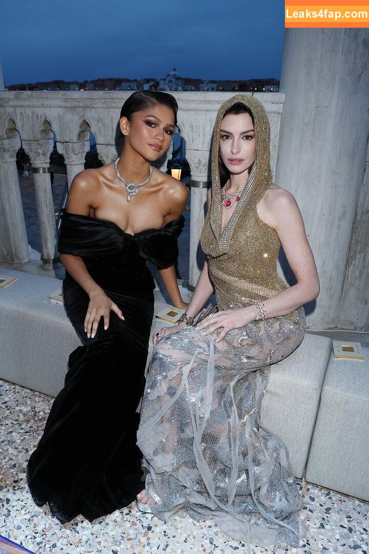 Zendaya / zayarose11 слитое фото фото #0260