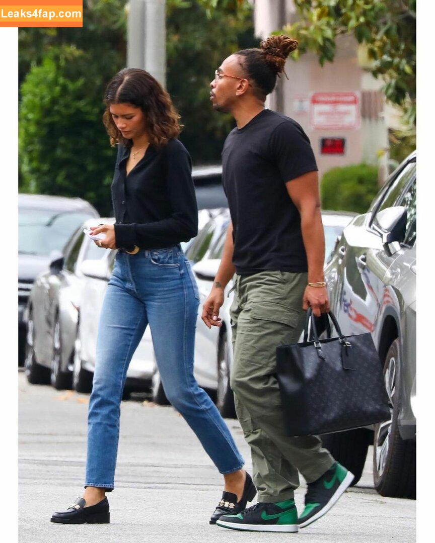 Zendaya / zayarose11 слитое фото фото #0264