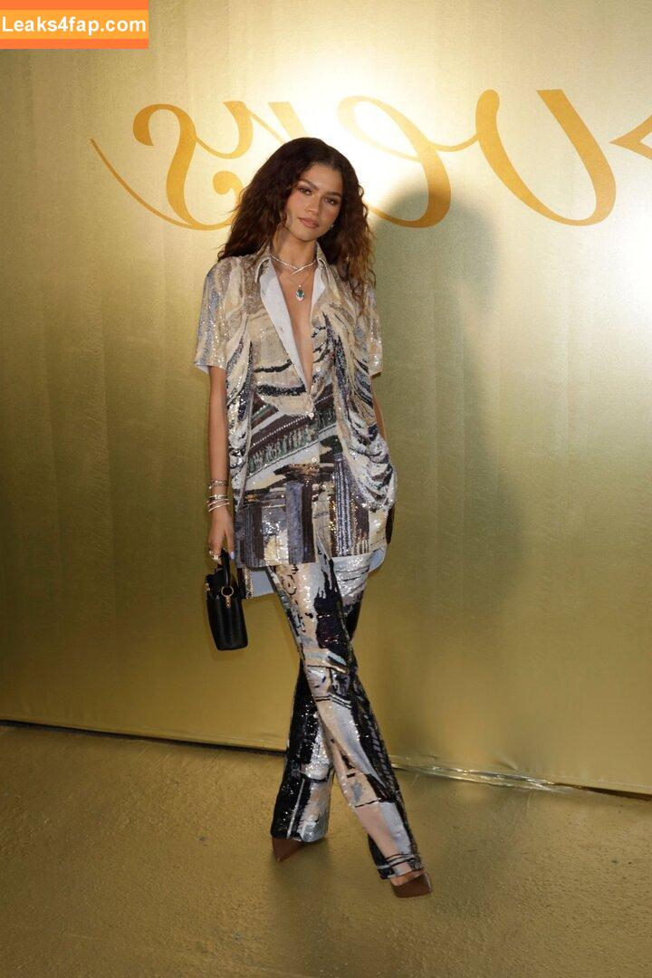 Zendaya / zayarose11 leaked photo photo #0290
