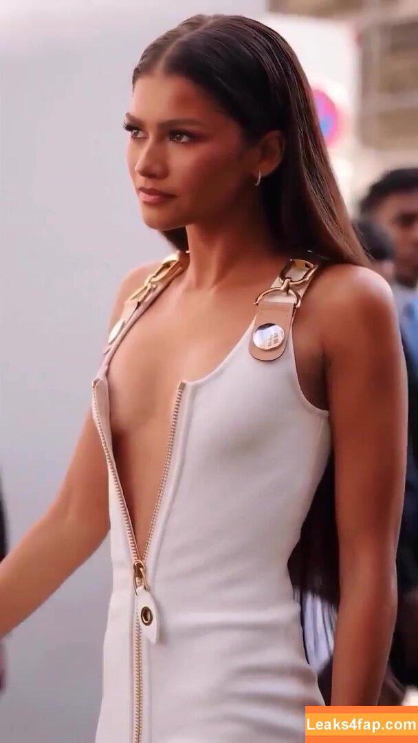 Zendaya / zayarose11 слитое фото фото #0407