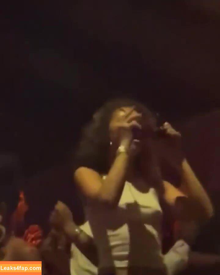 Zendaya / zayarose11 слитое фото фото #0489