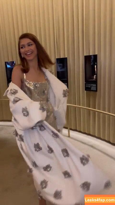 Zendaya / zayarose11 слитое фото фото #0524