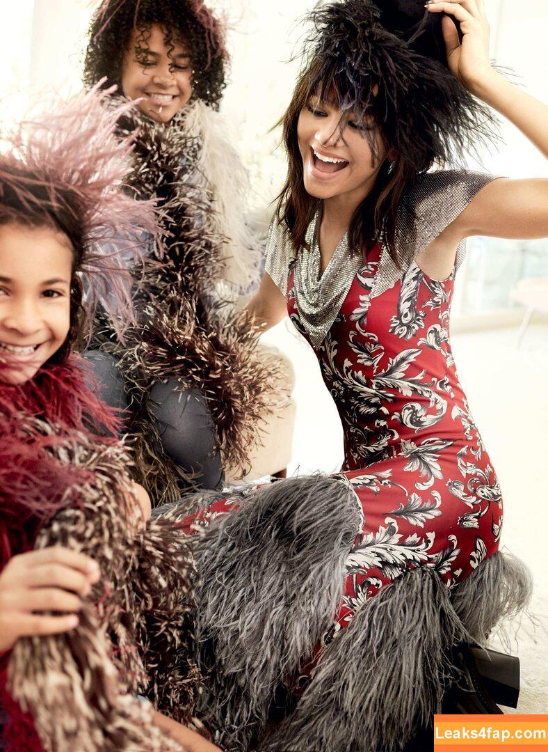 Zendaya / zayarose11 слитое фото фото #0528