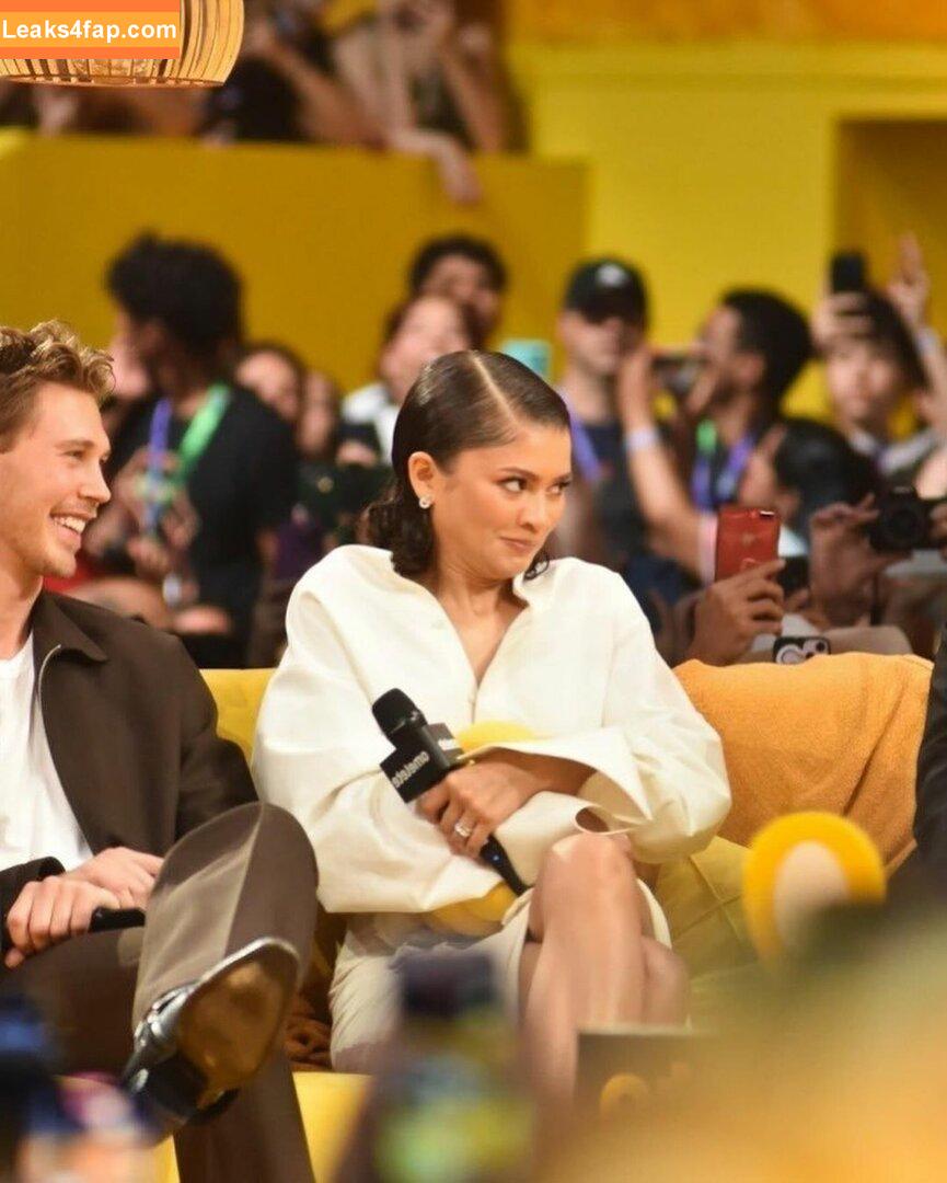 Zendaya / zayarose11 слитое фото фото #0546