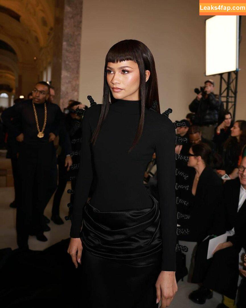 Zendaya / zayarose11 слитое фото фото #0606