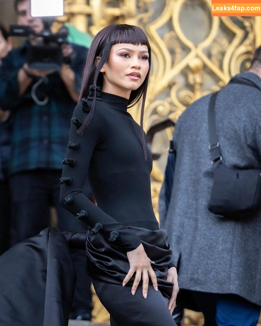 Zendaya / zayarose11 слитое фото фото #0611