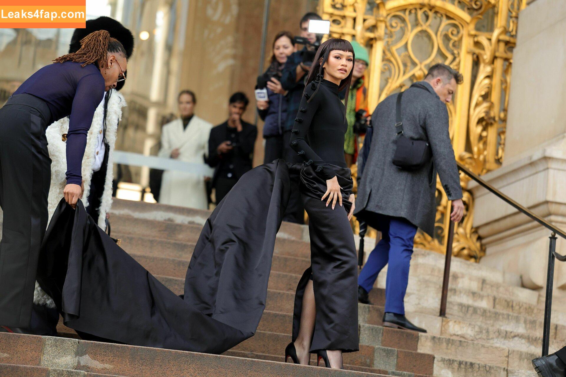 Zendaya / zayarose11 слитое фото фото #0620