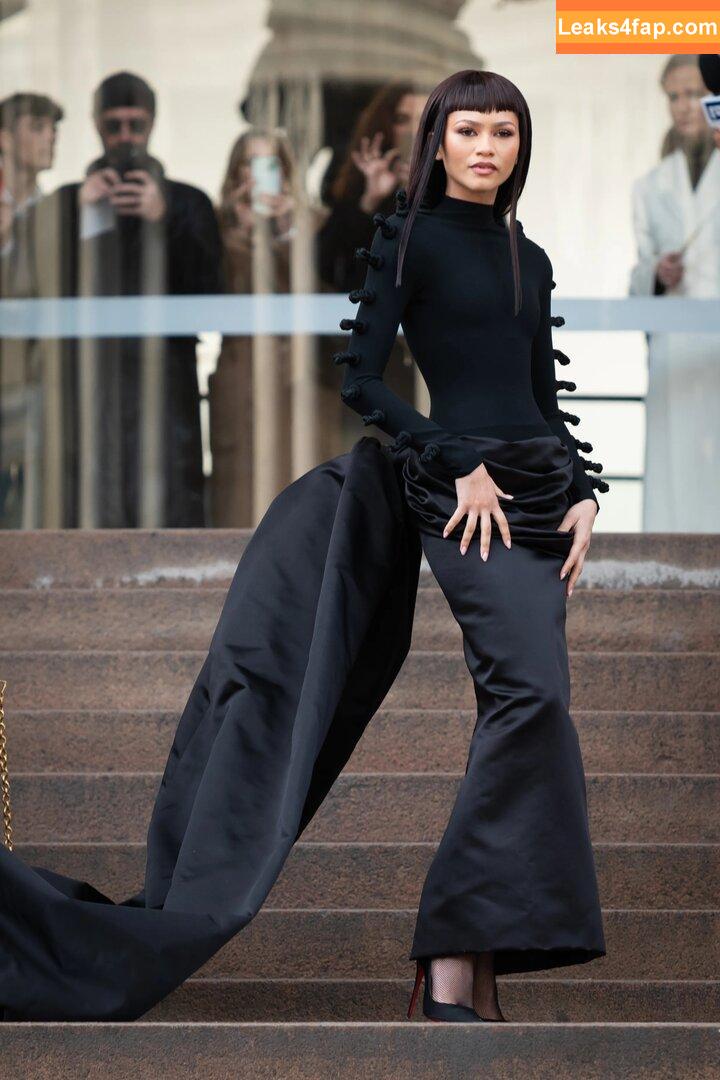 Zendaya / zayarose11 слитое фото фото #0629