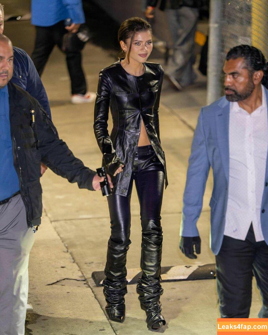 Zendaya / zayarose11 слитое фото фото #0698