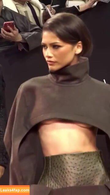 Zendaya / zayarose11 слитое фото фото #0734