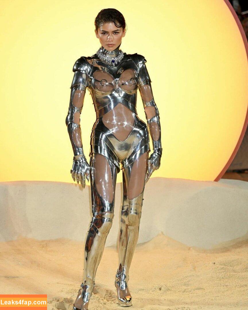 Zendaya / zayarose11 слитое фото фото #0851