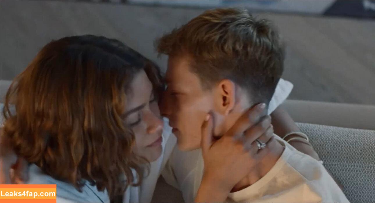 Zendaya / zayarose11 слитое фото фото #0933