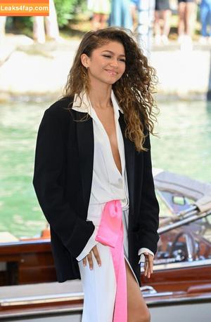 Zendaya фото #0075