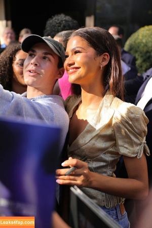 Zendaya фото #0426