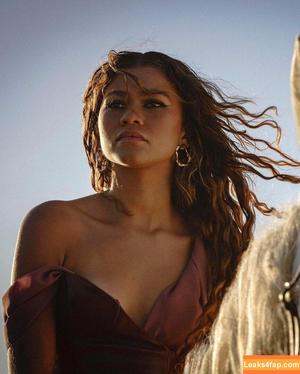 Zendaya фото #0499