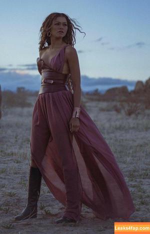 Zendaya фото #0505
