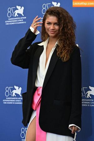 Zendaya фото #0590