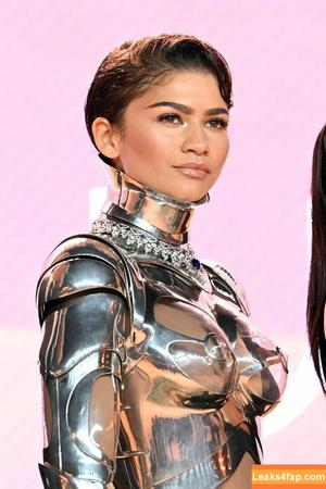 Zendaya фото #0883