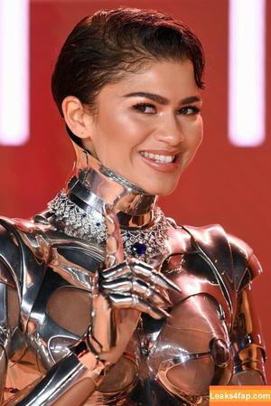 Zendaya фото #0897