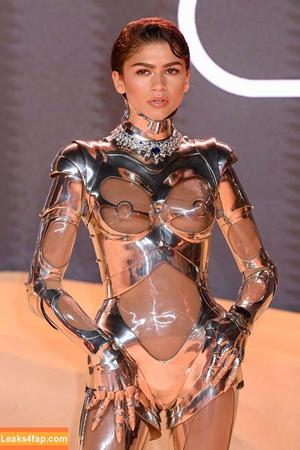 Zendaya фото #0902