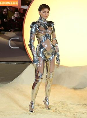 Zendaya фото #0906