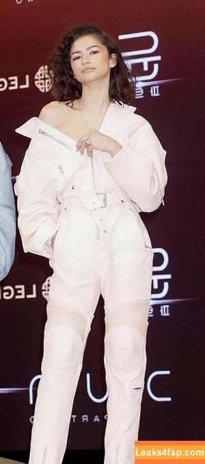 Zendaya фото #0965