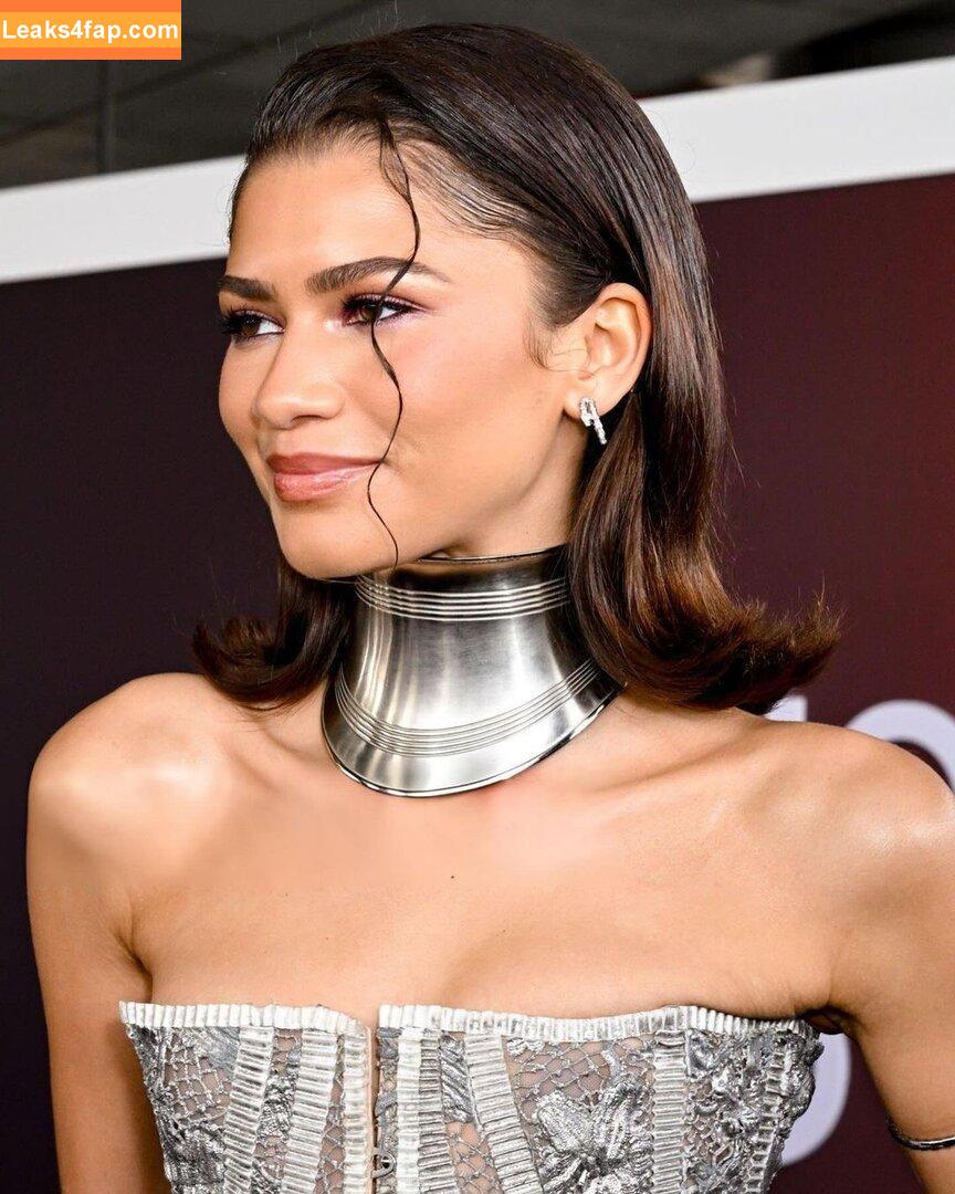 Zendaya / zayarose11 слитое фото фото #1119