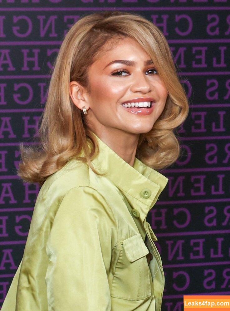 Zendaya / zayarose11 слитое фото фото #1346