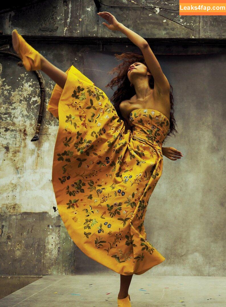 Zendaya / zayarose11 слитое фото фото #1407