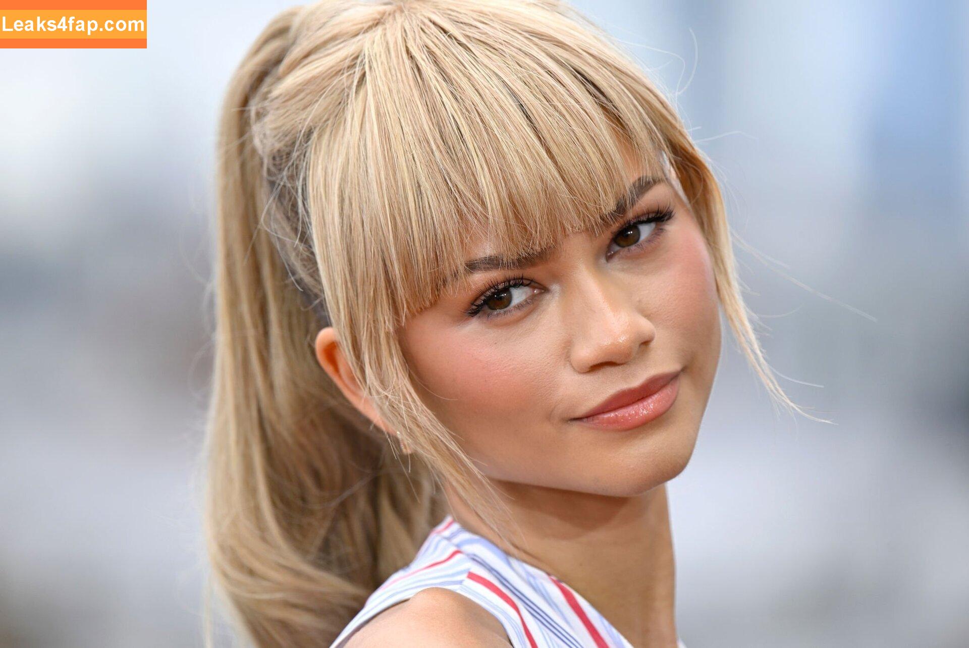 Zendaya / zayarose11 слитое фото фото #1475