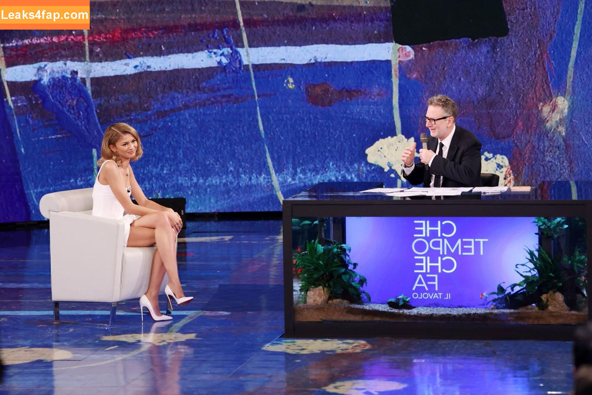 Zendaya / zayarose11 слитое фото фото #1555