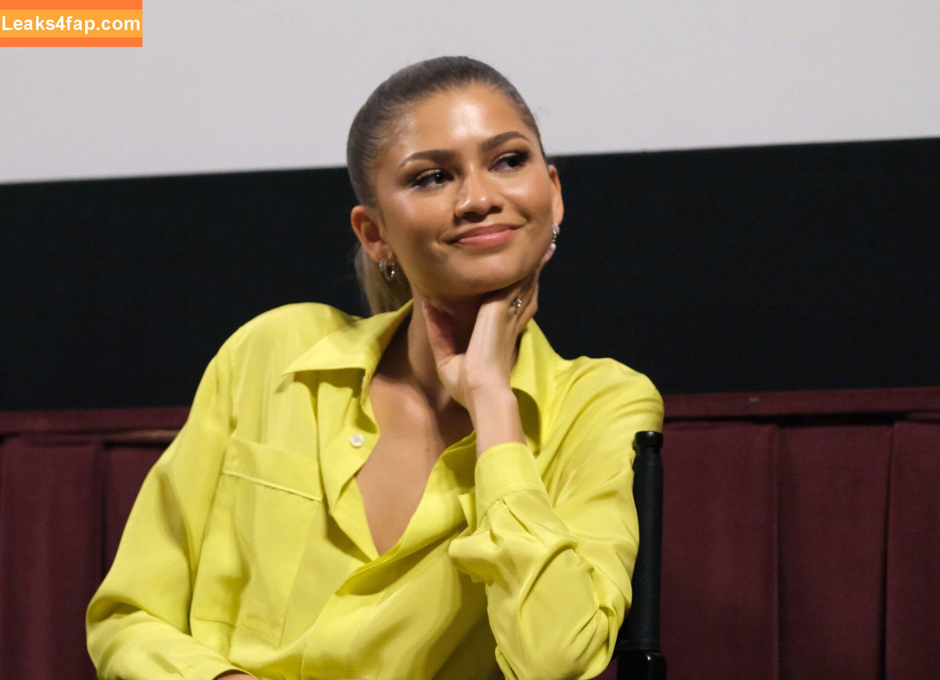 Zendaya / zayarose11 слитое фото фото #1600